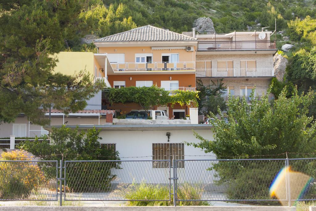 Apartment Mikulic Duće Exterior foto